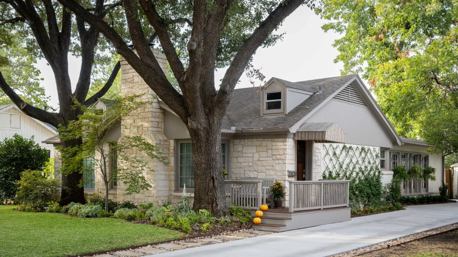 Yard of the Month at 5407 Maple Springs Blvd